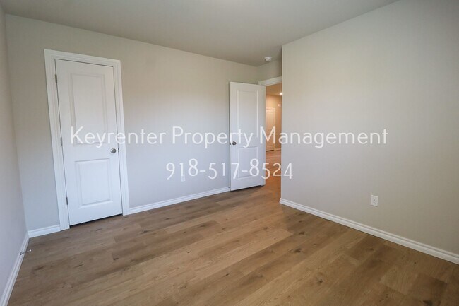 Building Photo - 15610 S 75th E Ave
