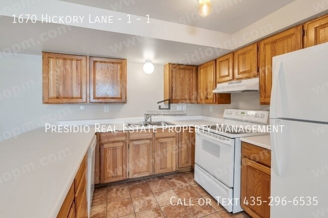 Building Photo - 1670 Hickory Ln