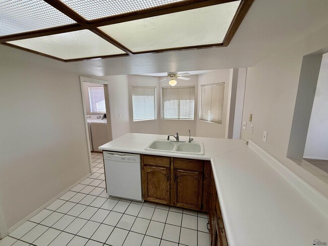 Building Photo - 11878 Calle Del Cid