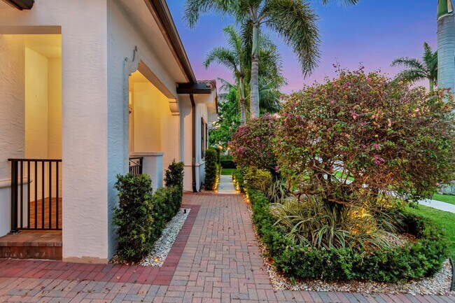 Building Photo - 17710 Cadena Dr
