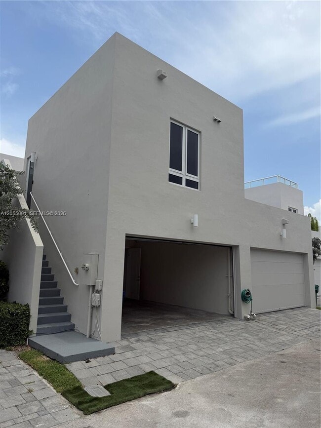 Building Photo - 6440 NW 103rd Psge