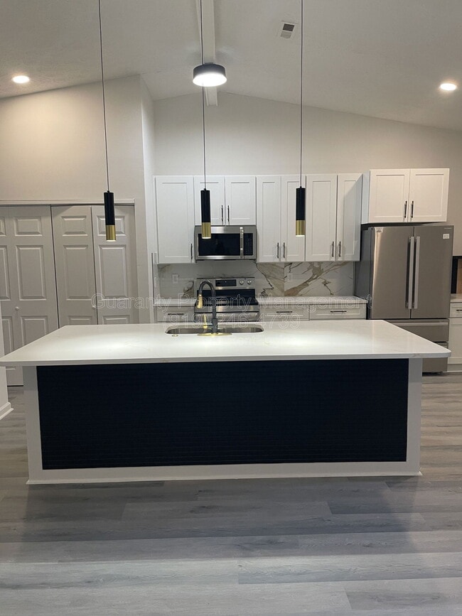 Building Photo - 8029 McGuire Dr