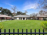 Building Photo - 7323 Sheffield Ct