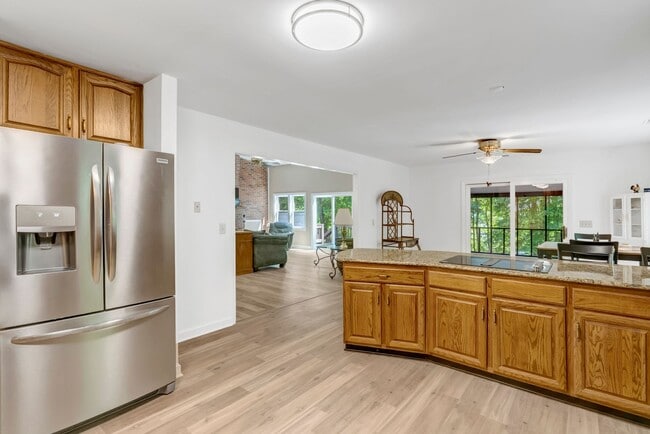 Building Photo - This WATERFRONT-FULLY FURNISHED-ALL INCLUSIVE HOME IS READY FOR YOU.