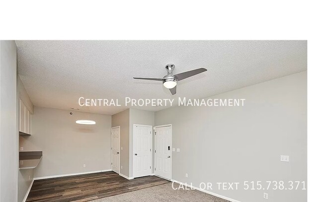 Building Photo - 1340 SE Florence Dr