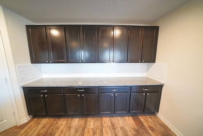 Building Photo - Like New Home in Red River Ranch (Cibolo) ...