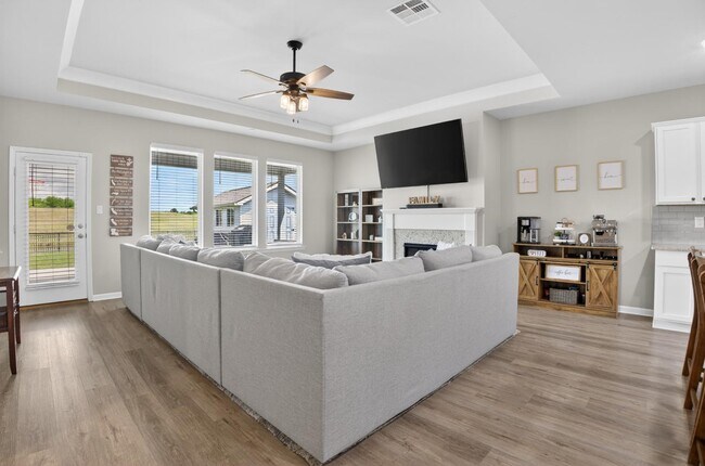 Building Photo - 7905 Camellia Bud Ct