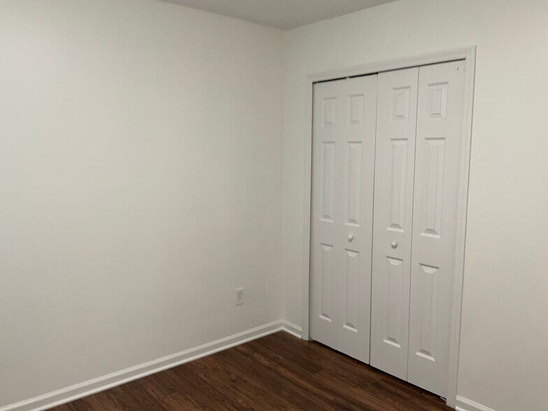 Building Photo - 10959 Darlington Oak Ct