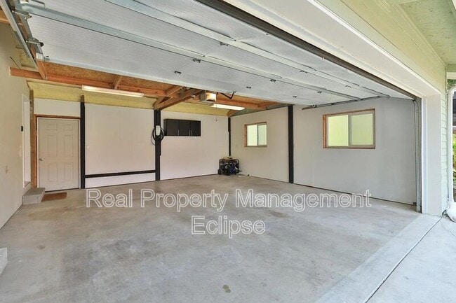 Building Photo - 4126 161st Ave SE