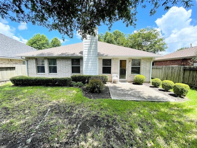 Building Photo - 2610 Braley Park Ln