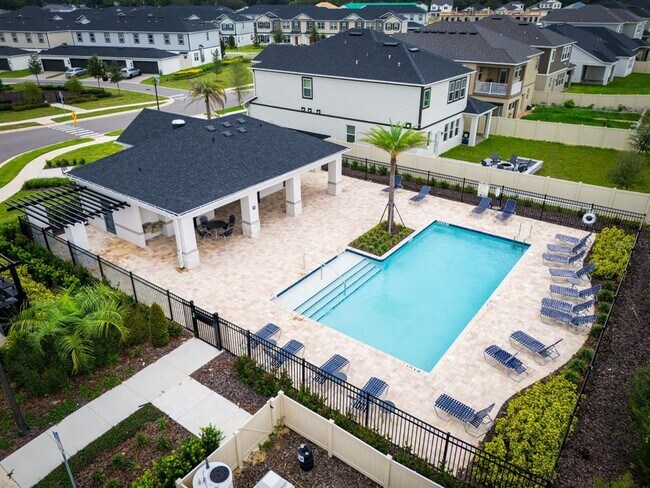 Building Photo - 518 Lady Palm St