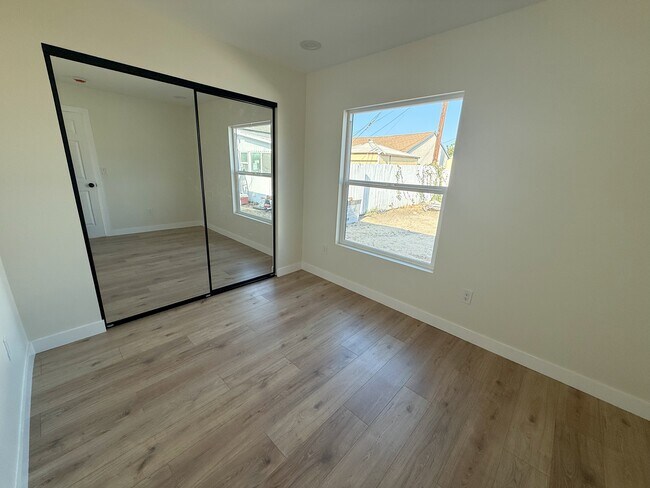 Building Photo - 11405 Lindale St