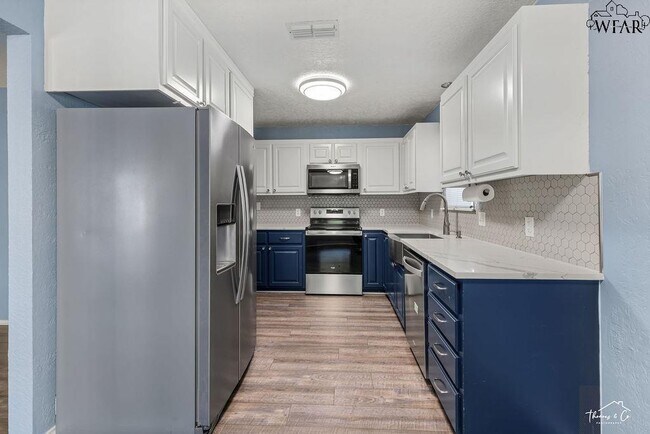 Building Photo - 1 McNabb Cir