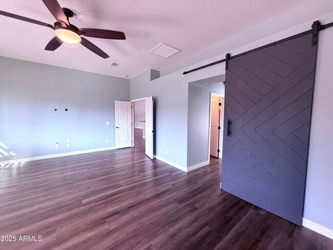 Building Photo - 3123 W Melody Dr