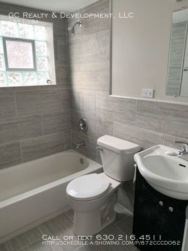 Building Photo - 342 Wilson Ave