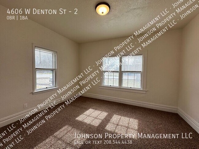 Building Photo - 4606 W Denton St