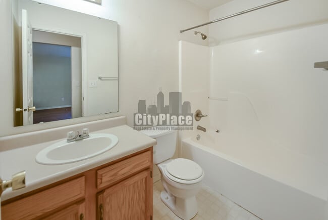 Building Photo - 312 Harts Ford Way