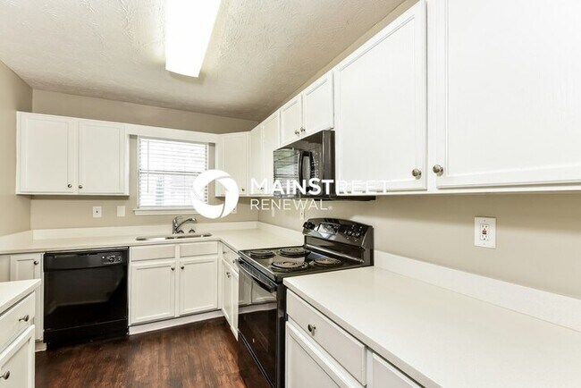 Building Photo - 2 Bedroom Pet-Friendly Home in Lithonia, G...
