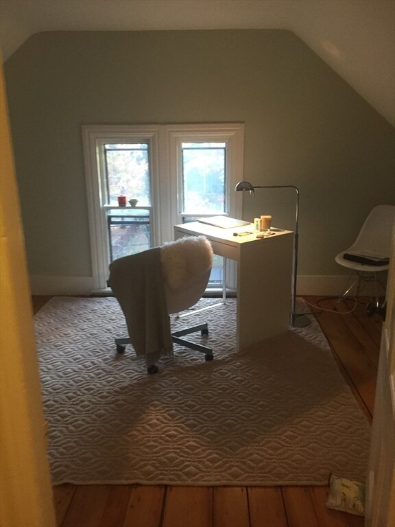 Building Photo - 263 Auburndale Ave