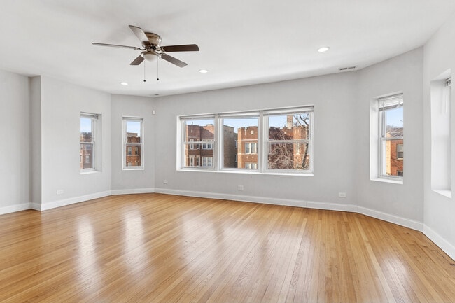 Building Photo - 7515 S Essex Ave