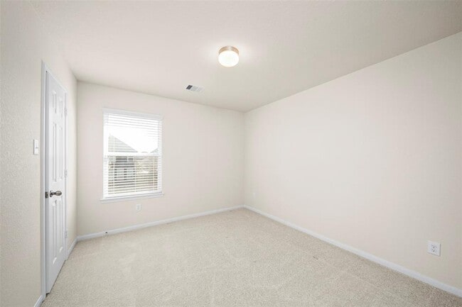 Building Photo - 3110 Ski Hill Rd