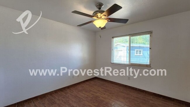 Building Photo - 12490 Iroquois Rd