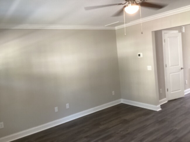 Building Photo - 3951 Newhall Dr NW