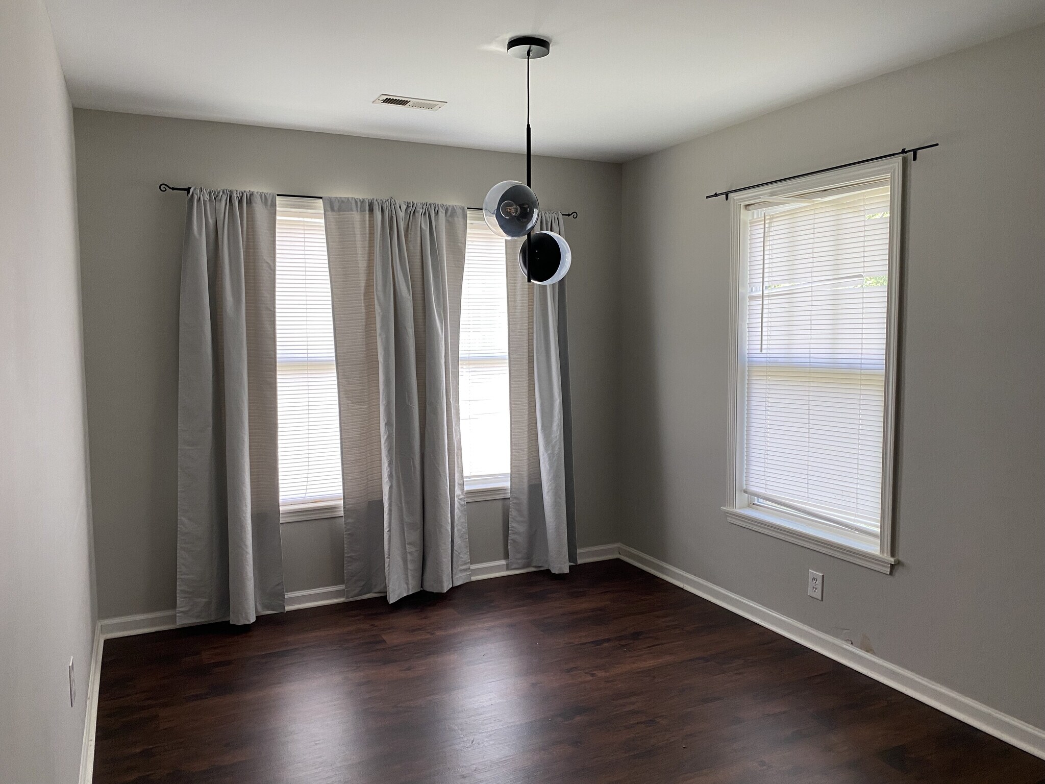 Building Photo - 106 Attu St