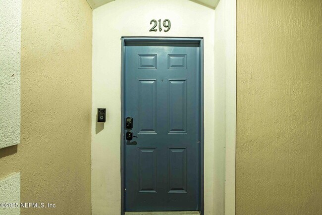 Building Photo - 13364 Beach Blvd