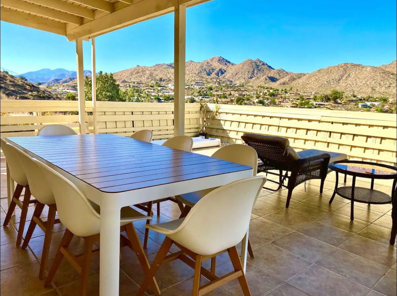 Building Photo - 7731 Arrowhead Dr