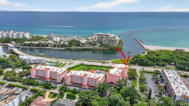 Building Photo - 1099 S Ocean Blvd