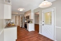 Building Photo - Villas on Briarcliff