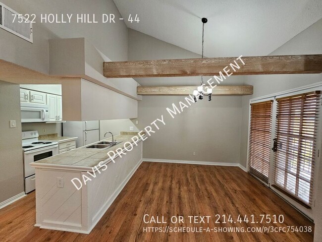 Building Photo - 7522 Holly Hill Dr