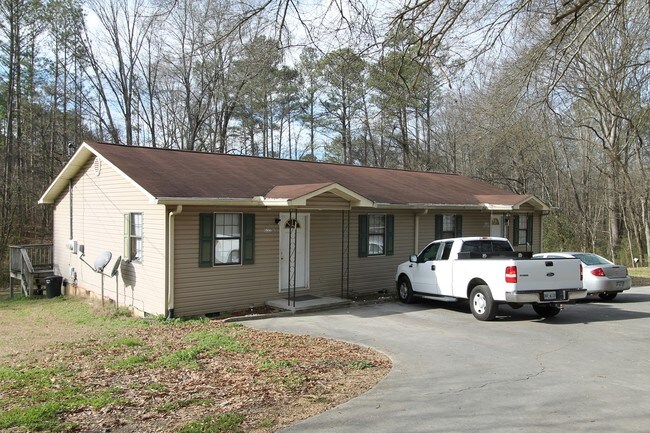 Building Photo - 132-135 Granger Way