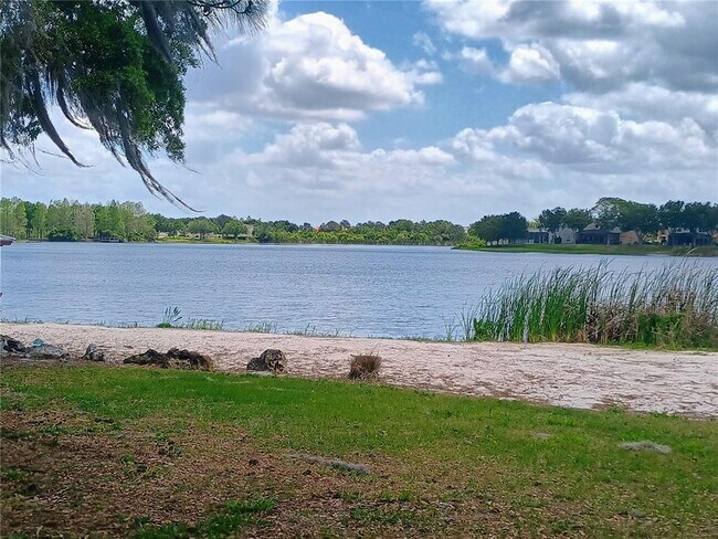 Building Photo - 14084 Bridgewater Crossings Blvd