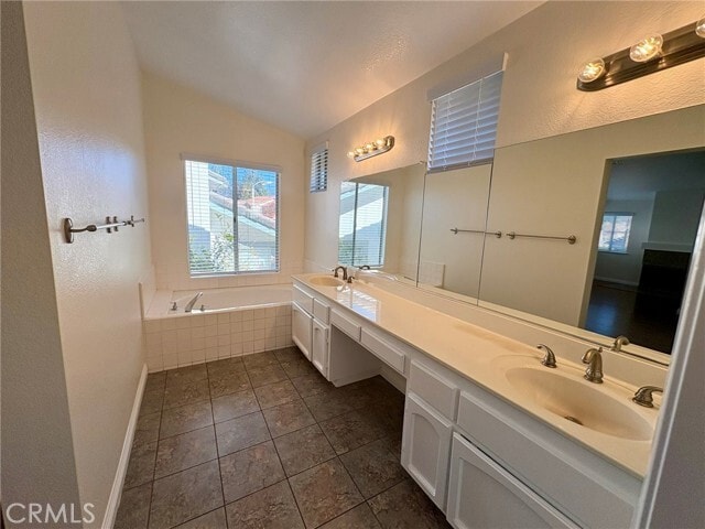 Building Photo - 7280 Comiso Way