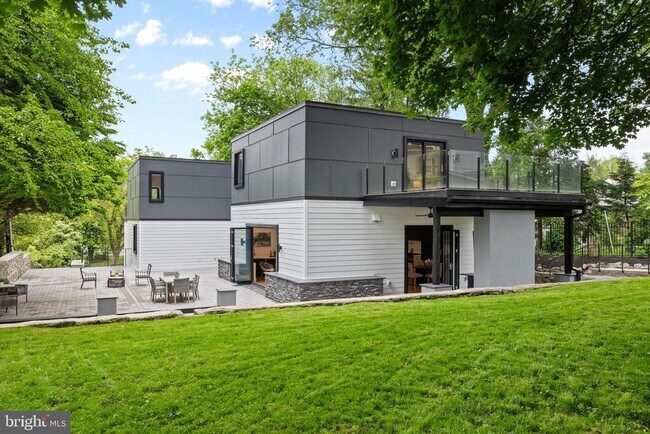 Building Photo - 354 Winding Wy