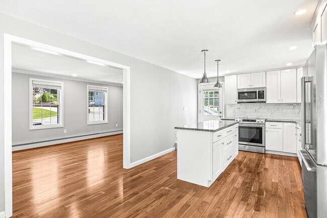 Building Photo - 38 Idora Ave