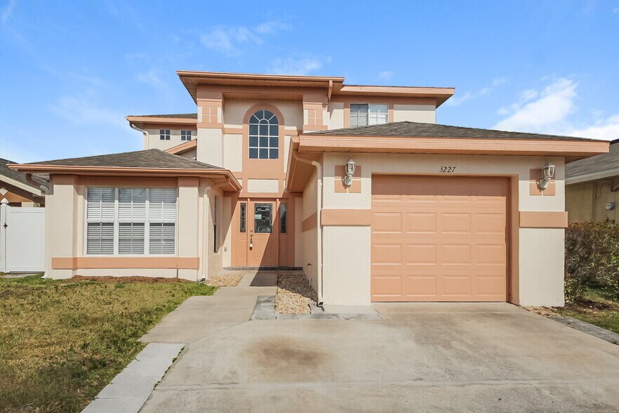 Primary Photo - 3227 Brewster Dr