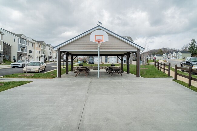 Building Photo - Spacious End Unit Luxury Townhome! Outstanding Location!