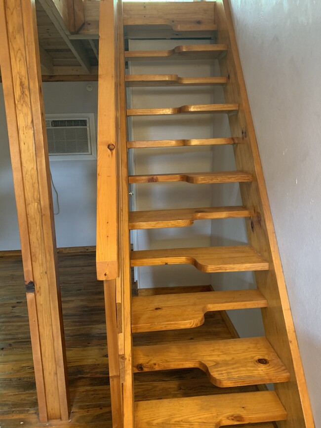 Stairs to the loft - 1112 Cardinal St #106