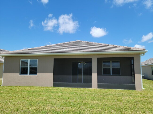 Building Photo - 12354 Arabella Dr