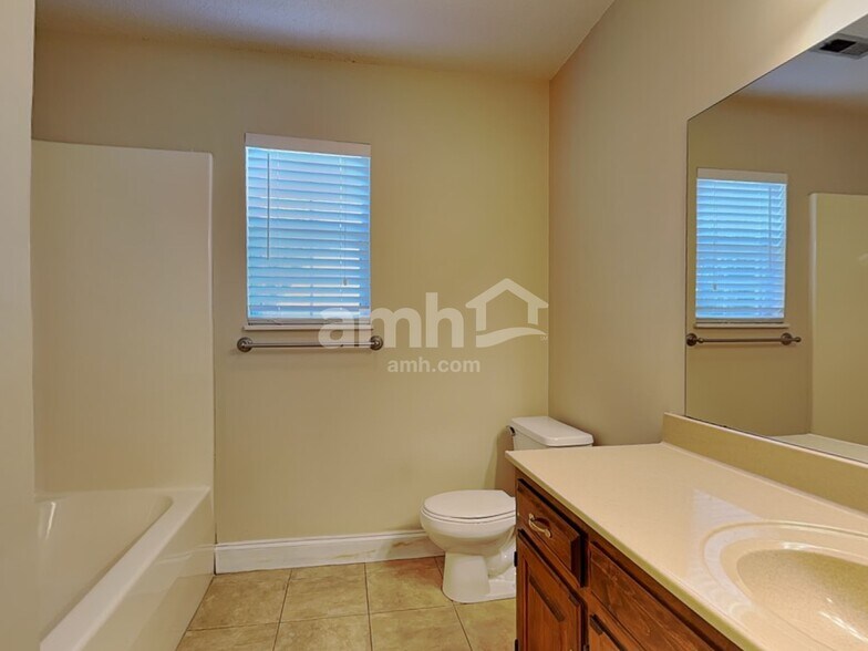 Building Photo - 721 Mize Farm Ct
