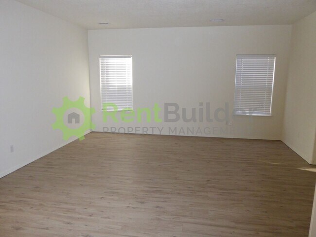 Building Photo - Stunning 5-Bed Northern Hills Home – Now Just $2,395/Month!