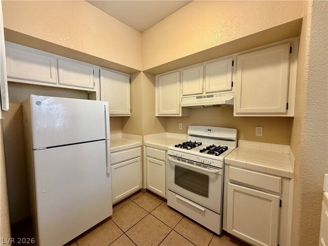 Building Photo - 2251 Wigwam Pkwy