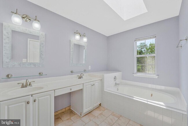 Building Photo - 45514 Baggett Terrace