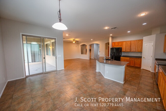 Building Photo - 3312 E Bluebird Pl