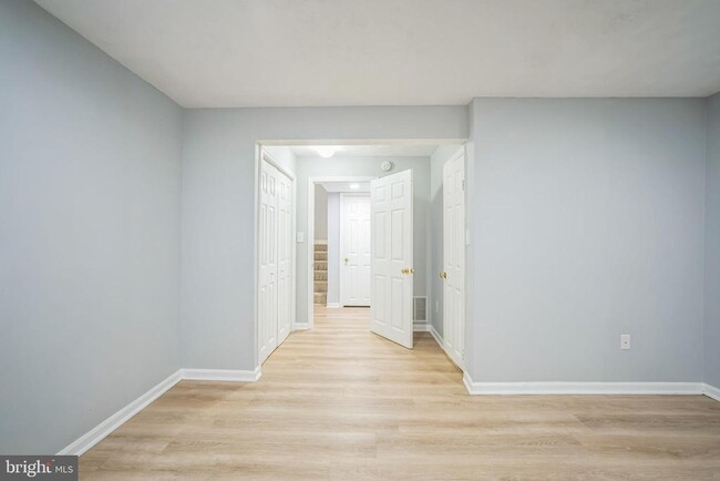 Building Photo - 1613 Fieldthorn Dr
