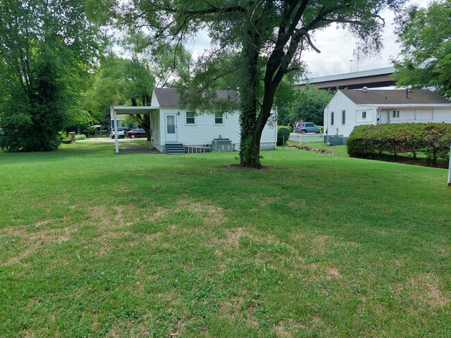 Building Photo - 5516 Rome Ave
