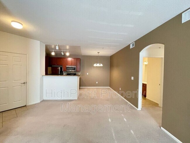 Building Photo - 3045 Blue Sky Cir